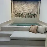 De Lujo Con Piscina Climatizada Nerja