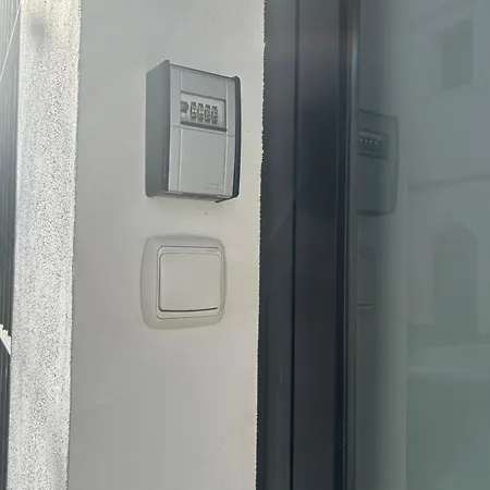 Daire De Lujo Con Piscina Climatizada Nerja