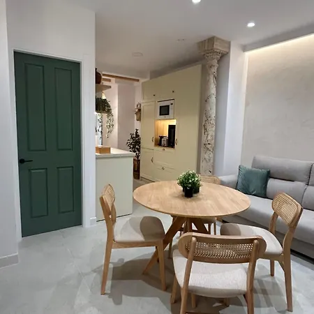 Apartamento De Lujo Con Piscina Climatizada *