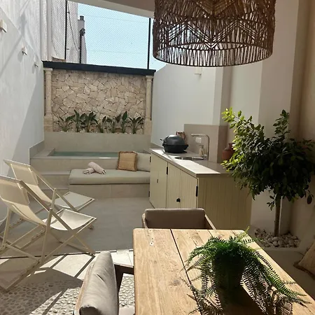 Apartament De Lujo Con Piscina Climatizada