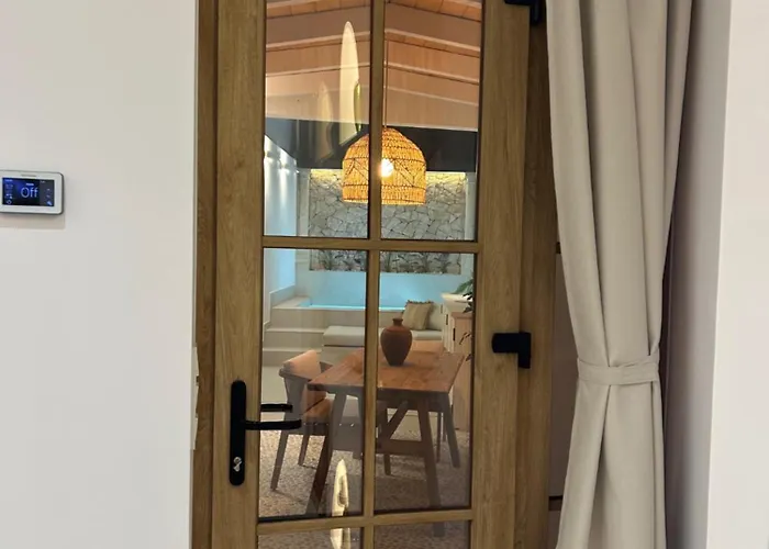 De Lujo Con Piscina Climatizada Apartment Nerja