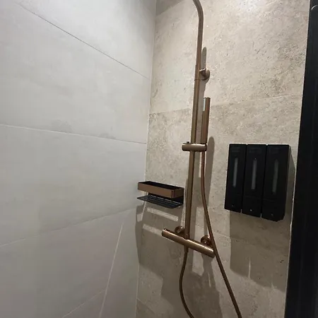 דירה De Lujo Con Piscina Climatizada נרחה