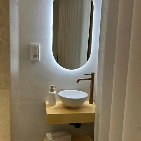De Lujo Con Piscina Climatizada * נרחה