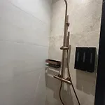 アパート De Lujo Con Piscina Climatizada ネルハ