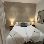 De Lujo Con Piscina Climatizada アパート *