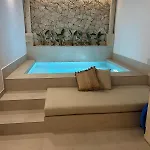 De Lujo Con Piscina Climatizada アパート *