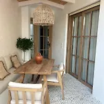 De Lujo Con Piscina Climatizada ネルハ